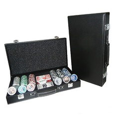 Покерный набор на 300 фишек в черном кожаном кейсе