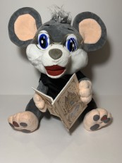 Игрушка Мышка читает сказки 30 см